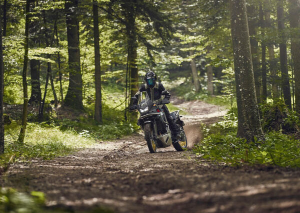 XL750 -1